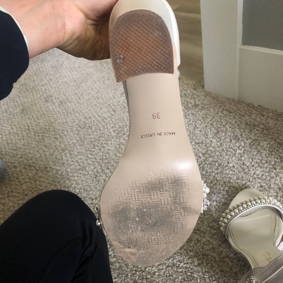 White hand made heels - Picture 3 of 3